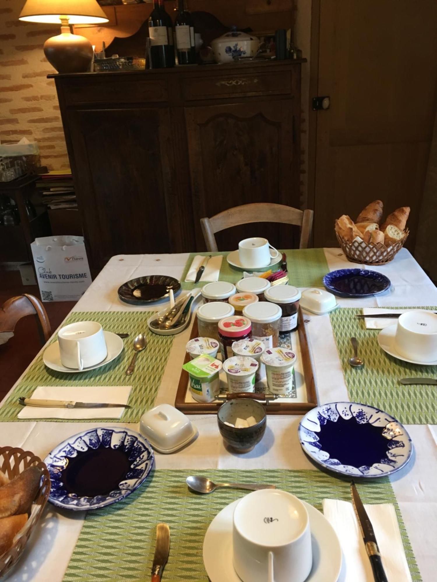 La Thibaude - Livry Bed & Breakfast Livry  Luaran gambar